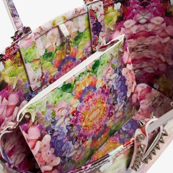 π2XHP Christian Louboutin CABATA Spiked Studded Paris Blooming Floral Tote Bag - Picture 6 of 16